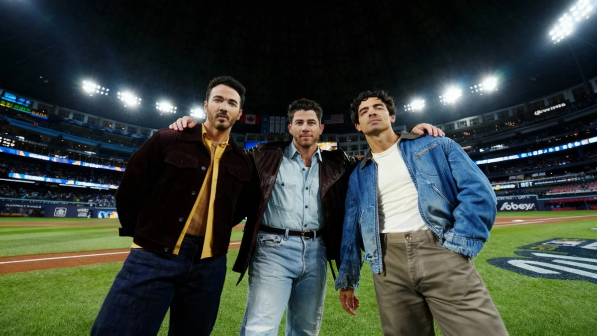 Joe Jonas Reacts to World Series Performance Criticism