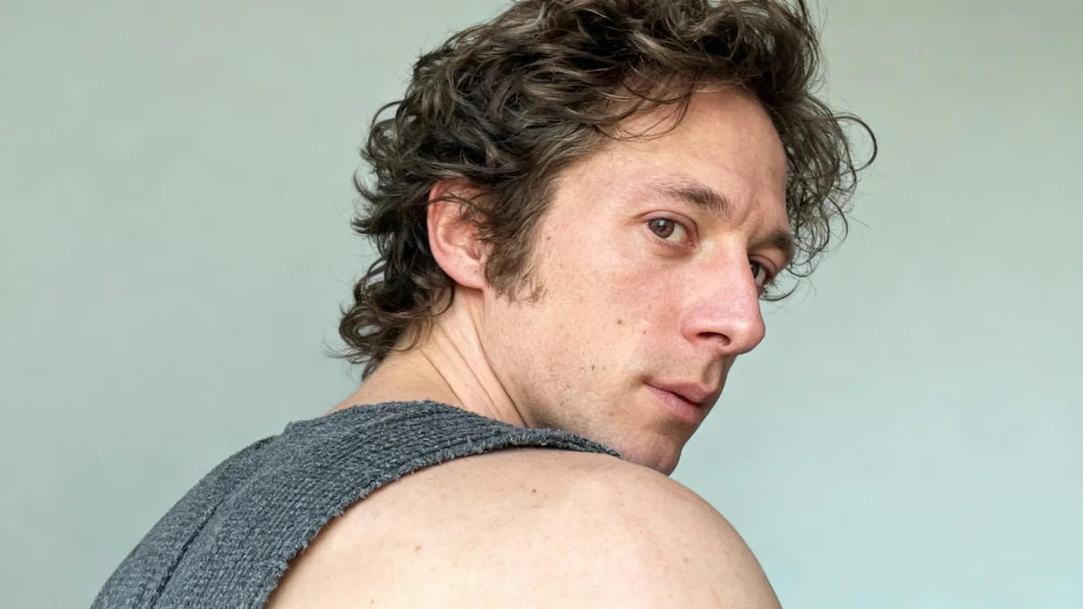 Jeremy Allen White Transforms for Springsteen Role