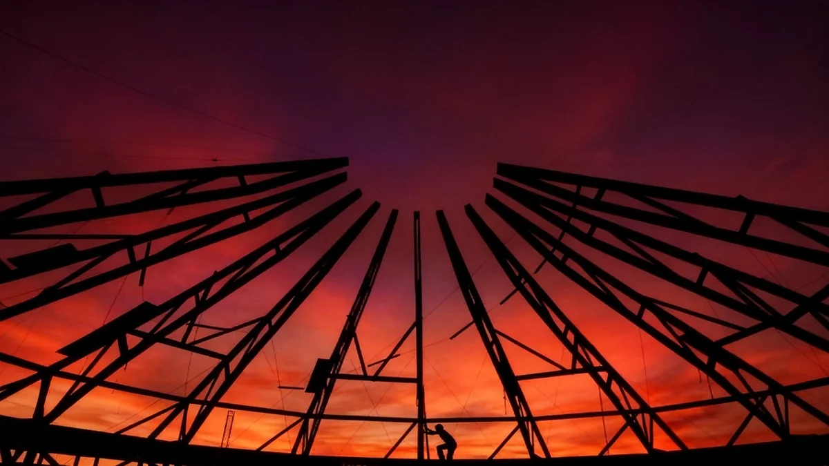 Santa Rosa Architect Rebuilds Iconic Round Barn